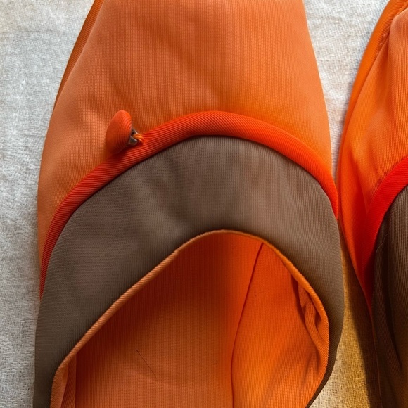 Vintage Gossard Artemis orange house slippers size 10-11 see photo with ruler - Picture 4 of 7